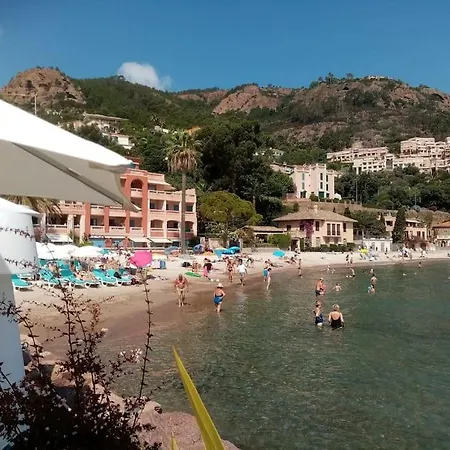 Lägenhet 2 Pieces Climatise A 200m Des Plages Théoule-sur-Mer