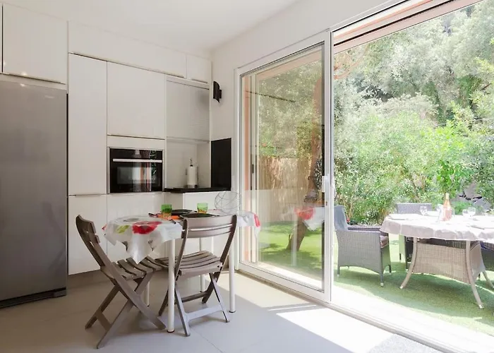 Apartamento 2 Pièces Climatisé à 200m Des Plages *