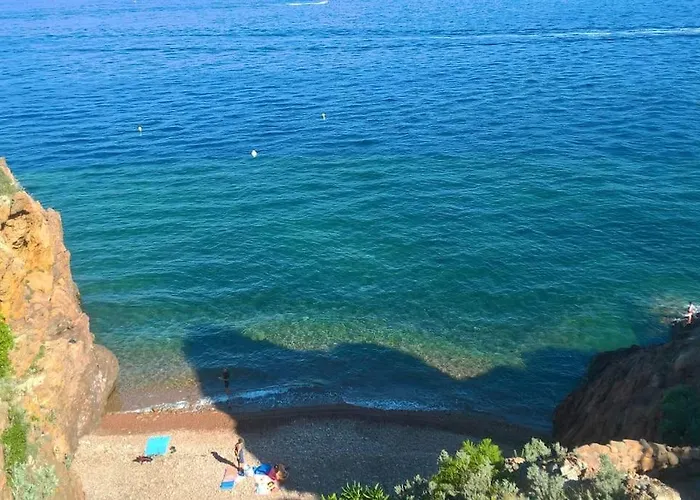 2 Pièces Climatisé à 200m Des Plages Apartamento